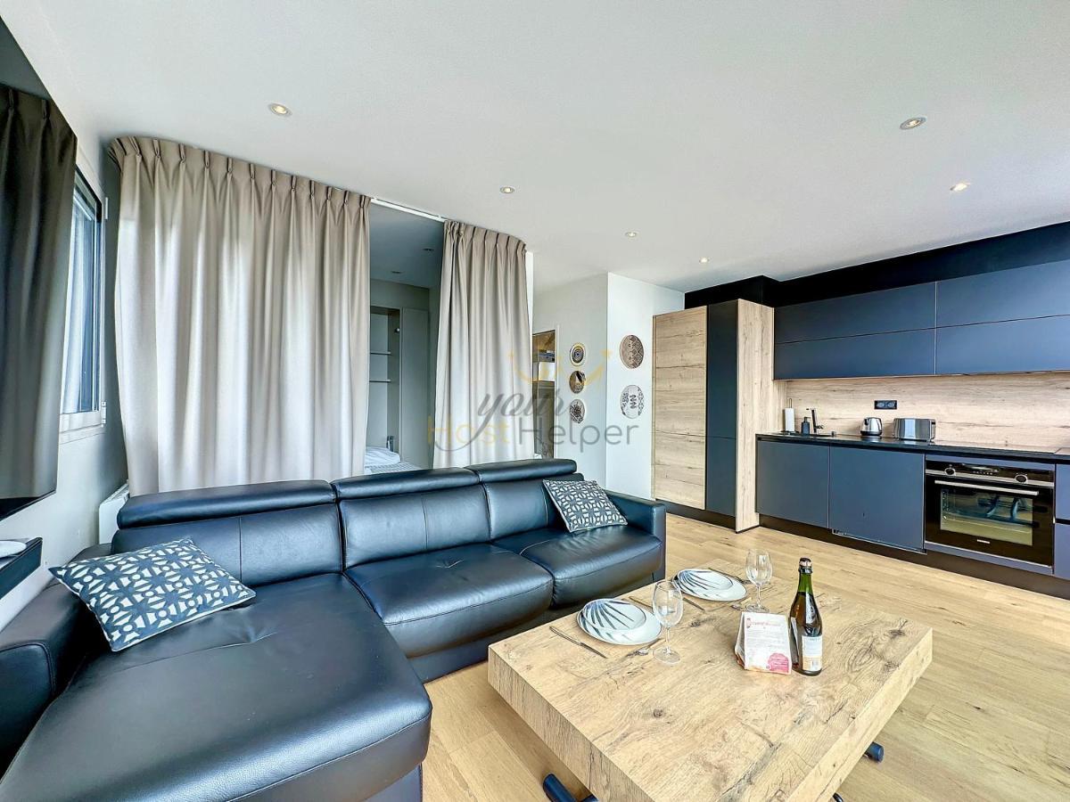 Le Yacht Yourhosthelper Deauville Bagian luar foto